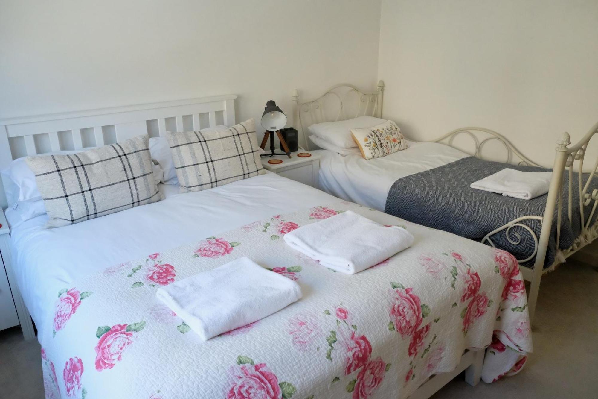 Spacious City Centre Apartment Bath Extérieur photo